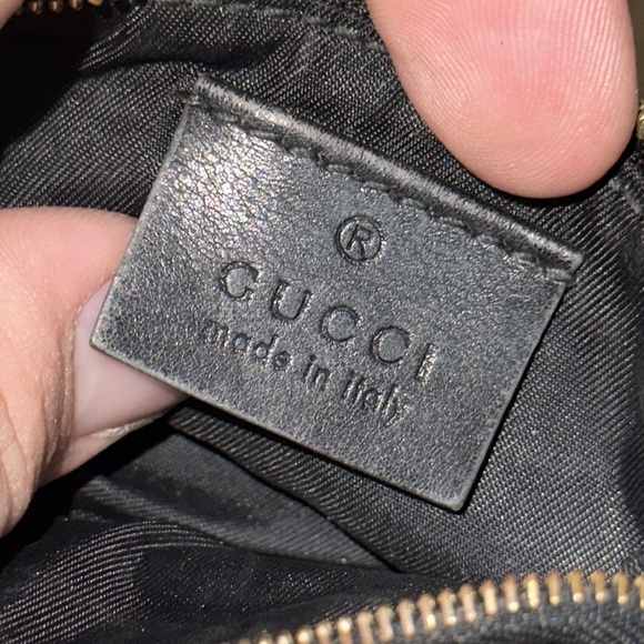 Gucci Guccissma leather embossed key chain coin wallet holder - Picture 8 of 10